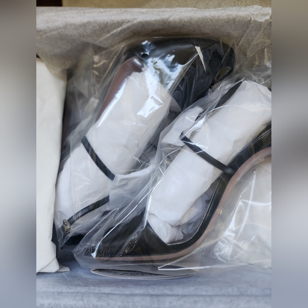 Brand New Gucci Women High Heel Nappa Charlotte Sandals GG Interlocking 9.5 - Picture 8 of 13